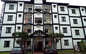 3 Rooms Apt@Greenhill Resort